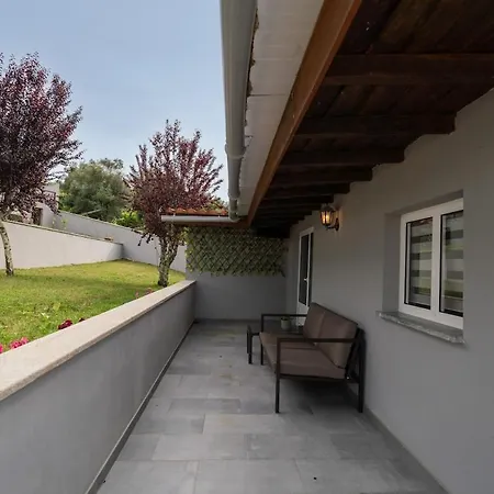 Dom wakacyjny Casa Moreira - Cozy Pool And Fireplace *